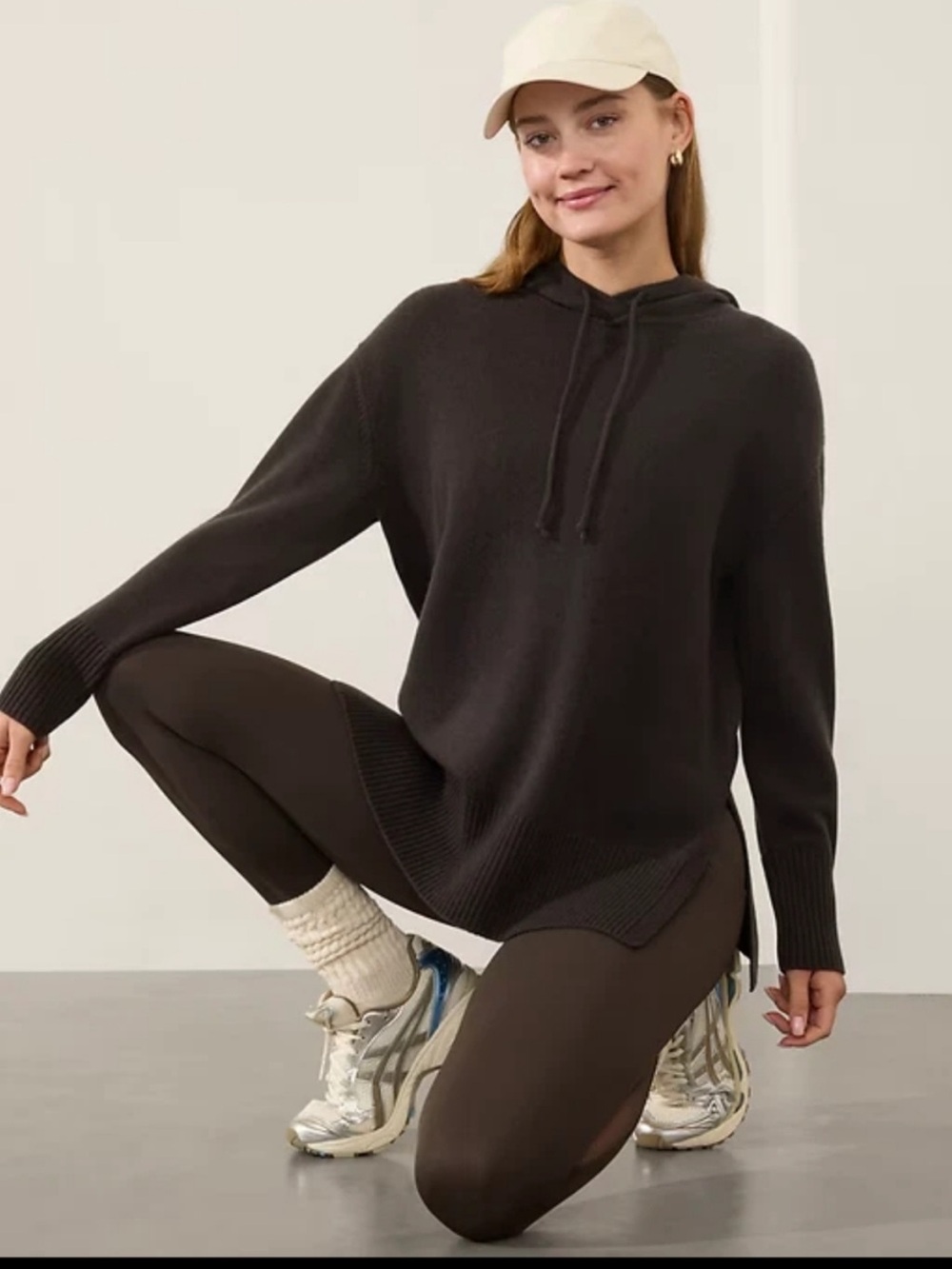 Athleta Merino Wool and Cashmere Black Alpine Hoodie Sweater Size M NWT $249